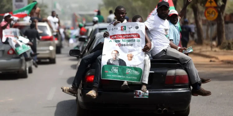 Élections présidentielle et législative au Nigeria: c’est parti pour cinq (5) mois de campagne électorale! 