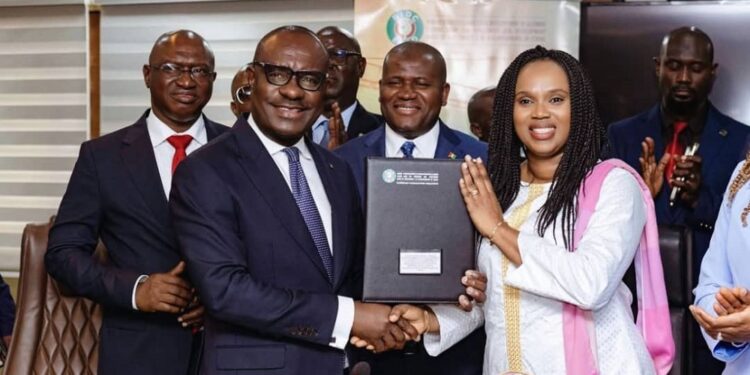LA BIDC engage 269,5 millions d’Euros pour le développement de la République de Guinée