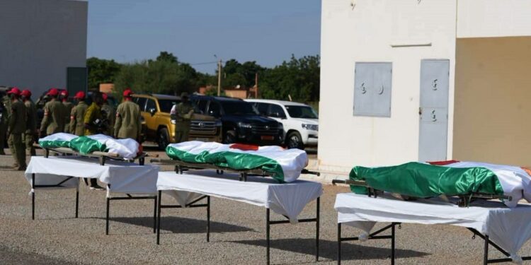 Obsèques officielles des trois (3) éléments de la garde présidentielle (GP) tombés suite aux évènements du 29 Août 2026 : l’hommage mérité de la Nation